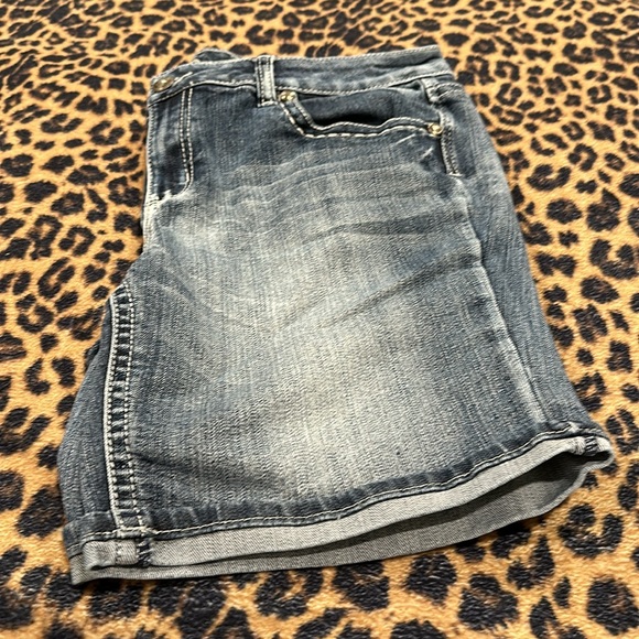 Weekender shorts 16 - Picture 2 of 5